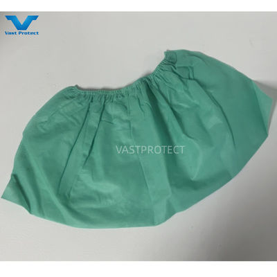 Seguridad industrial garantizada con botas industriales impermeables de PP CPE PE desechables