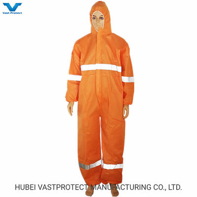 Categoría 3 Tipo 56 Impermeable Respirable Desechable Microporoso Blanco En general 60GSM Beneficio