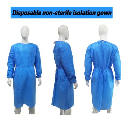 Traje quirúrgico desechable azul suave resistente a fluidos con puños de punto