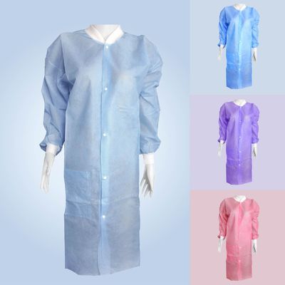 Abrigos de laboratorio azul cielo para adultos EPI Spp SMS 45GSM Pintura a prueba de salpicaduras con collar Mao