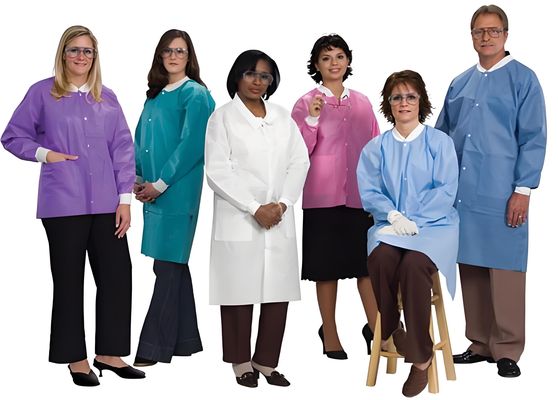 chaqueta desechable chaqueta de laboratorio con accesorios de etiqueta y estructura de frente abierta de EPI