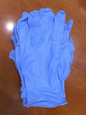 Guantes azules de nitrilo sin látex, libres de polvo, con certificación ISO de 240 mm de longitud para la manipulación de alimentos